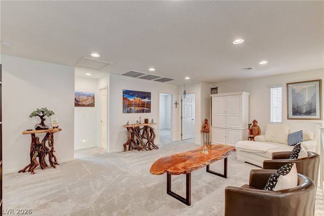 7450 Tinley Creek Avenue, Las Vegas, NV 89113