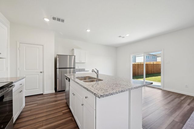 2407 Evergreen Falls Drive, Crosby, TX 77532