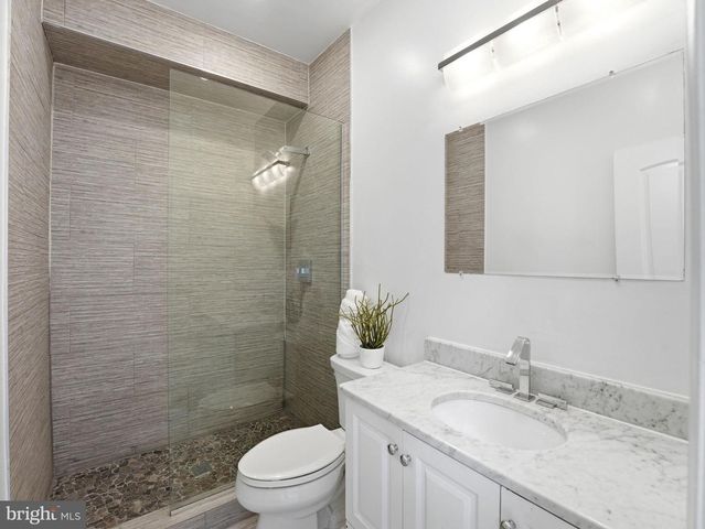 1011 OTIS PL NW, Washington, DC 20010
