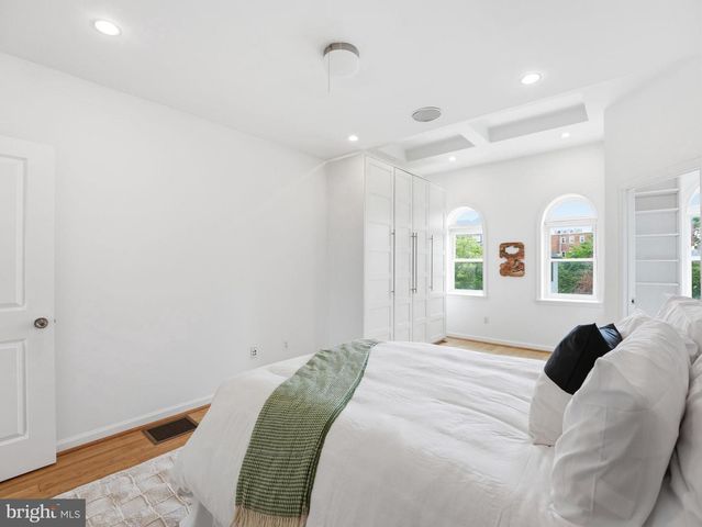 1011 OTIS PL NW, Washington, DC 20010