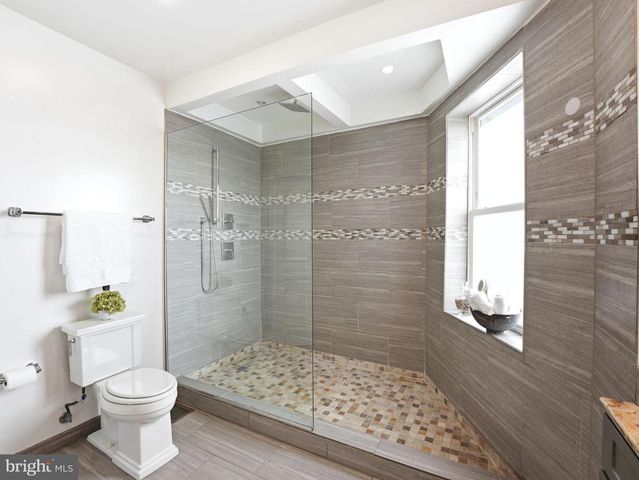 1011 OTIS PL NW, Washington, DC 20010