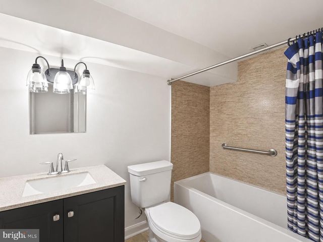 1011 OTIS PL NW, Washington, DC 20010