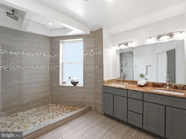 1011 OTIS PL NW, Washington, DC 20010