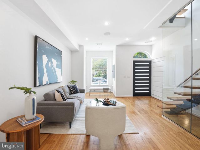 1011 OTIS PL NW, Washington, DC 20010