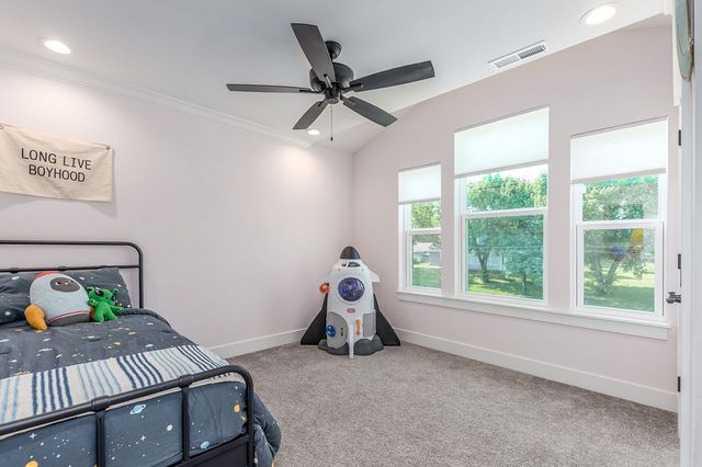2621 Central Avenue, Middletown, OH 45044
