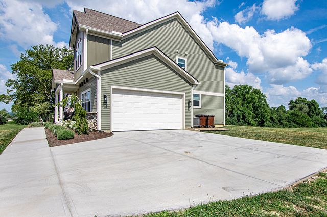 2621 Central Avenue, Middletown, OH 45044