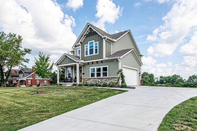2621 Central Avenue, Middletown, OH 45044