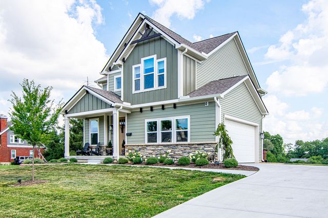 2621 Central Avenue, Middletown, OH 45044