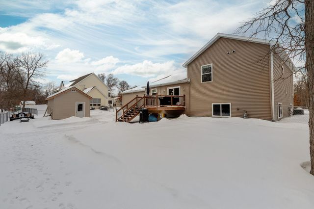 6185 Fairfax Court, Baxter, MN 56425