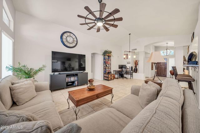 14011 W PAIUTE Trail, Surprise, AZ 85374