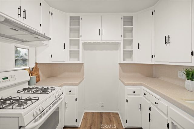 330 Lincoln, Bakersfield, CA 93305