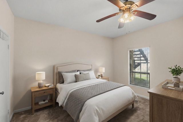 2425 Augusta Drive 23, Houston, TX 77057