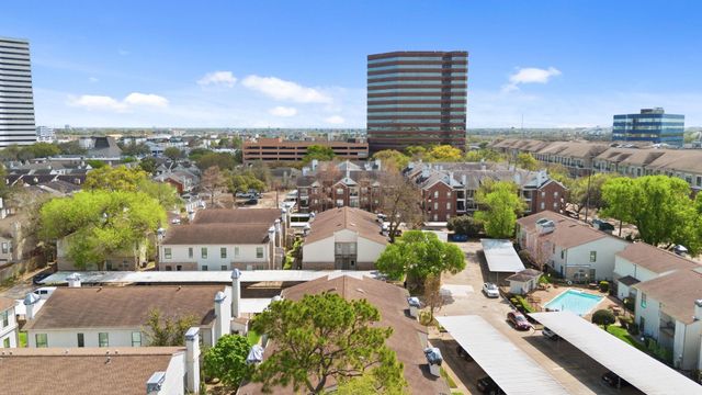 2425 Augusta Drive 23, Houston, TX 77057