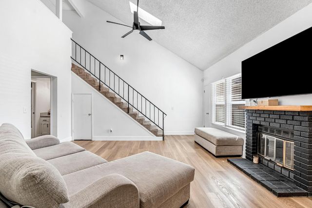 3656 W Harvard Avenue, Fresno, CA 93722