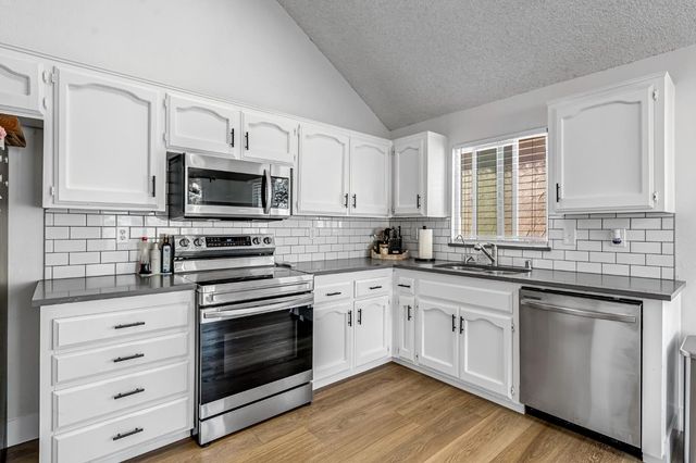 3656 W Harvard Avenue, Fresno, CA 93722