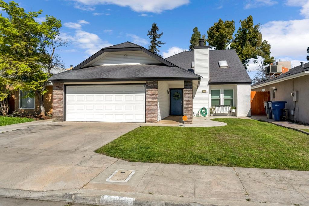 3656 W Harvard Avenue, Fresno, CA 93722