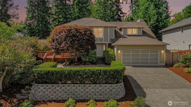 12916 NE 203rd Ct, Woodinville, WA 98072