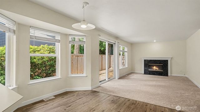 12916 NE 203rd Ct, Woodinville, WA 98072