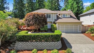 12916 NE 203rd Ct, Woodinville, WA 98072