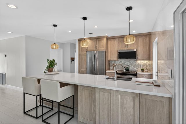 4800 NE 15TH Terrace, Oakland Park, FL 33334