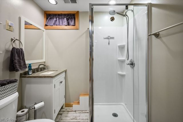 418 Dodge Avenue, Williamstown, WV 26187