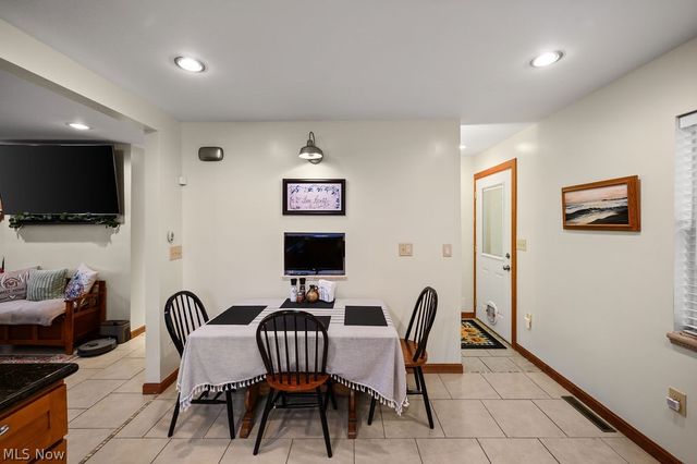 418 Dodge Avenue, Williamstown, WV 26187
