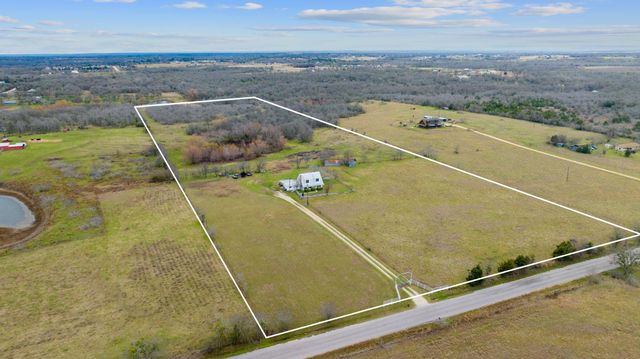 763 Upper Elgin River RD, Elgin, TX 78621