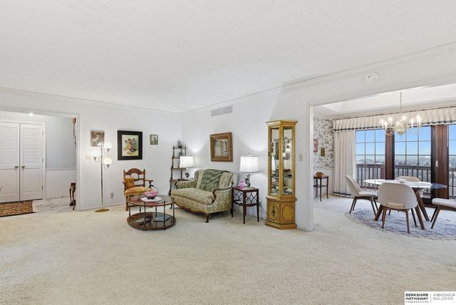 4472 County Road P43, Fort Calhoun, NE 68023