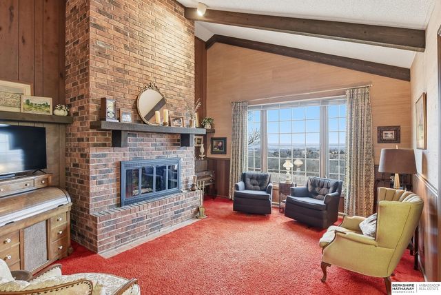 4472 County Road P43, Fort Calhoun, NE 68023