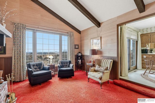 4472 County Road P43, Fort Calhoun, NE 68023