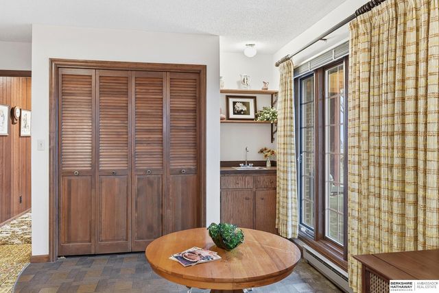 4472 County Road P43, Fort Calhoun, NE 68023