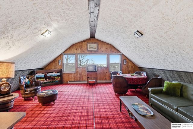 4472 County Road P43, Fort Calhoun, NE 68023