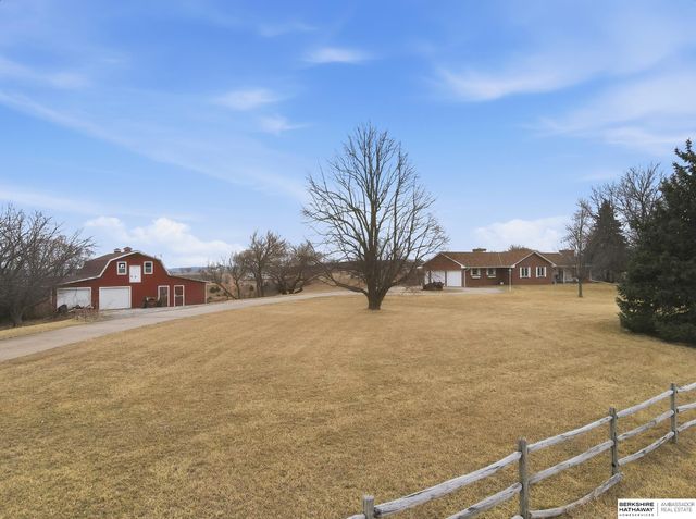 4472 County Road P43, Fort Calhoun, NE 68023