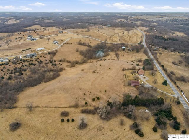 4472 County Road P43, Fort Calhoun, NE 68023