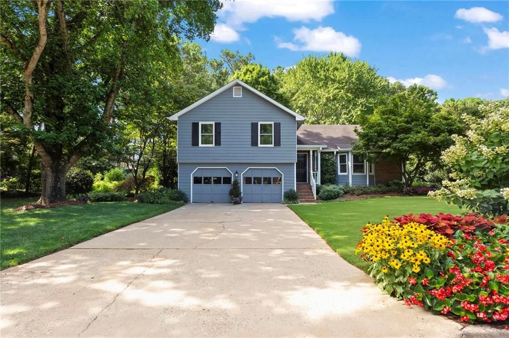 1590 Willow Bend Way, Snellville, GA 30078