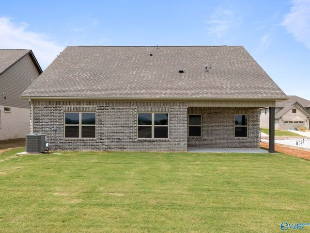 1302 Vermilion Circle, Huntsville, AL 35803