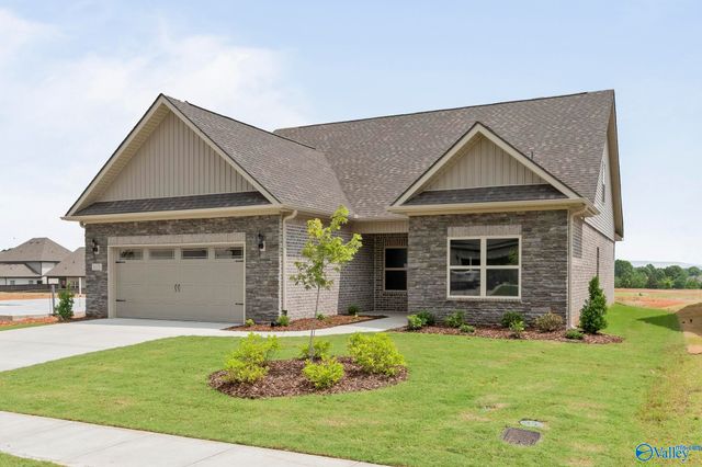 1302 Vermilion Circle, Huntsville, AL 35803