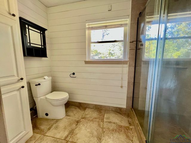 1104 Le Duke Blvd., Longview, TX 75601