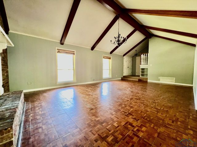 1104 Le Duke Blvd., Longview, TX 75601