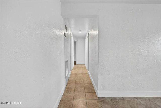 1025 Imperial Drive, Daytona Beach, FL 32117