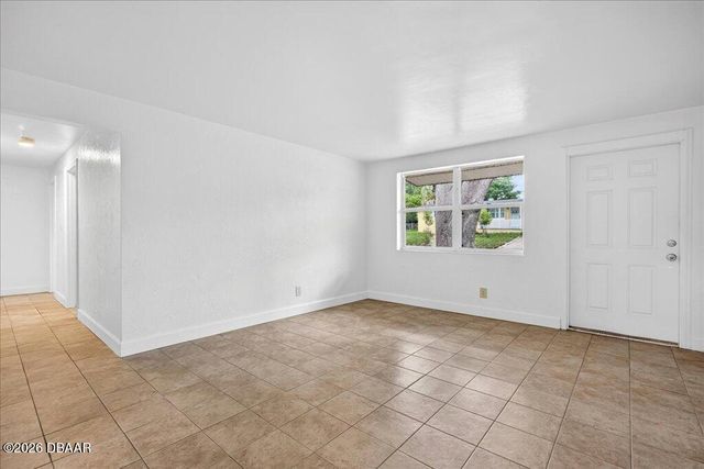 1025 Imperial Drive, Daytona Beach, FL 32117