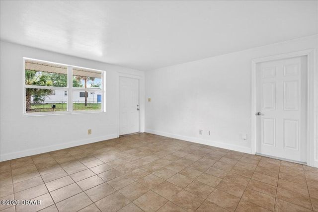 1025 Imperial Drive, Daytona Beach, FL 32117