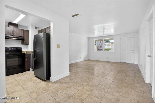 1025 Imperial Drive, Daytona Beach, FL 32117