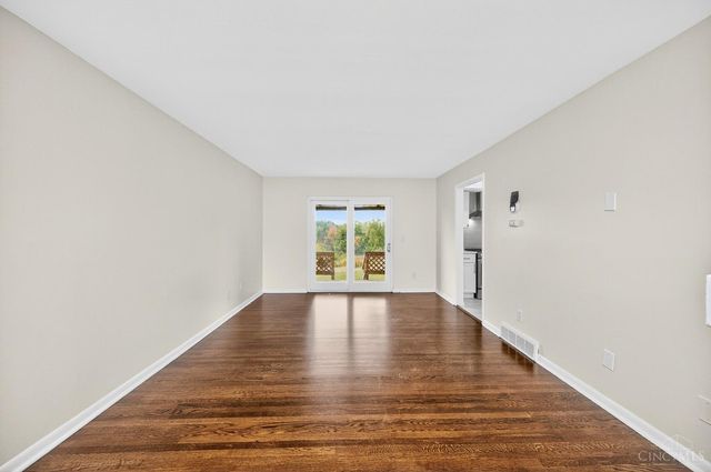 2730 Bristol Hill Court, Cincinnati, OH 45239