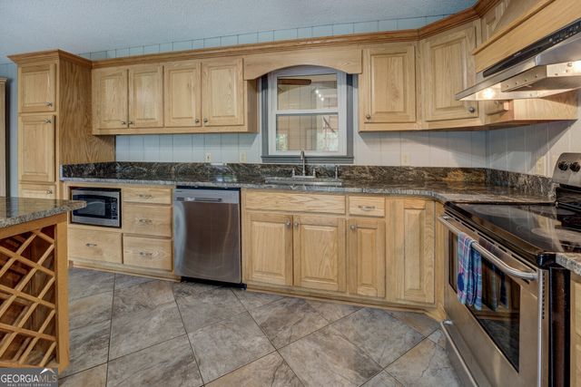 2188 Highway 36 E, Jackson, GA 30233