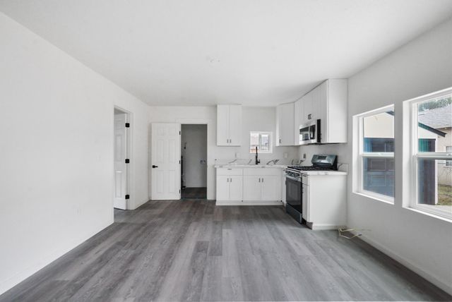 3416 N Gratton Rd, Denair, CA 95316