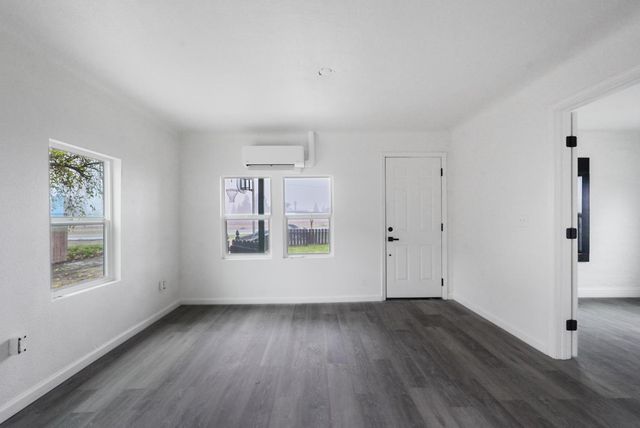 3416 N Gratton Rd, Denair, CA 95316