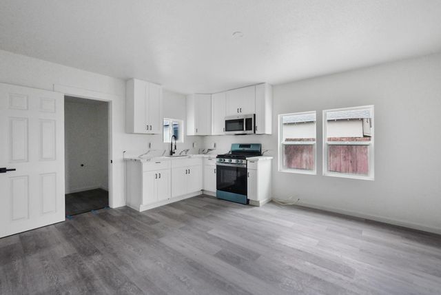 3416 N Gratton Rd, Denair, CA 95316