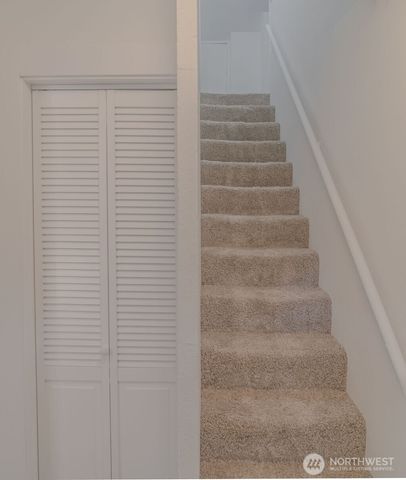 23425 SE 440th Street, Enumclaw, WA 98022