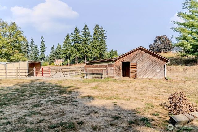 23425 SE 440th Street, Enumclaw, WA 98022